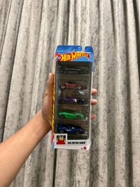 HOTWHEELS HW MOTOR SHOW Pack of 5 ( Aston Martin Vulcan | Ferrari Sf90 Stradale | 17 Ford GT | Lamborghini Huracán LP 610-4 | Lotus Evija 