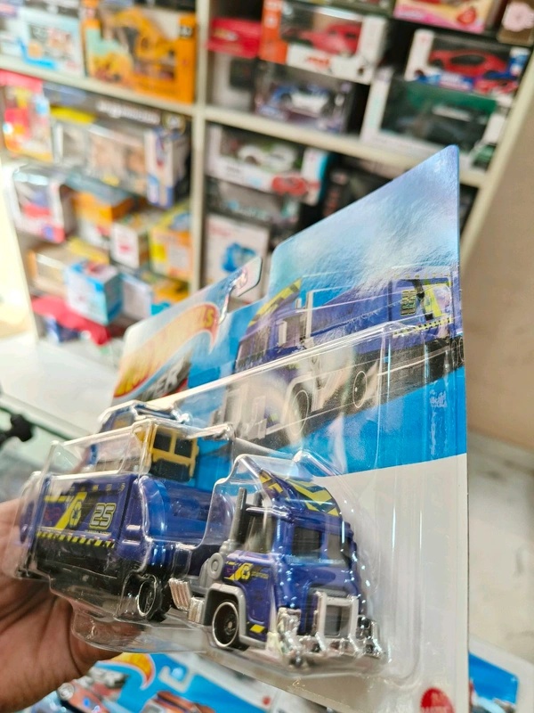 HOTWHEELS Hot Wheels SUPER RIGS | TRASH BASHER | BDW51