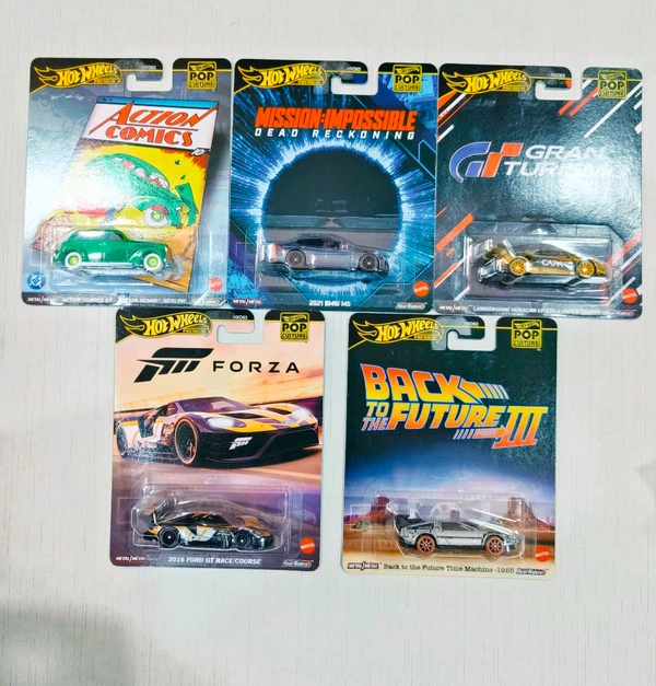 HOT WHEELS Hotwheels Premium 2025 | LAMBORGHINI HURACAN LP 620-2 SUPER TROFEO | 2016 FORD GT RACE / COURSE | ACTION COMICS #1- ACTION SEDAN | 2021 BMW M5 | BACK TO THE FUTURE TIME MACHINE -1955 | Pop culture | SET OF 5 CARS
