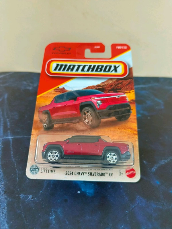 MATCHBOX | 2024 CHEVY SILVERADO EV | CHEVROLET | 108/125