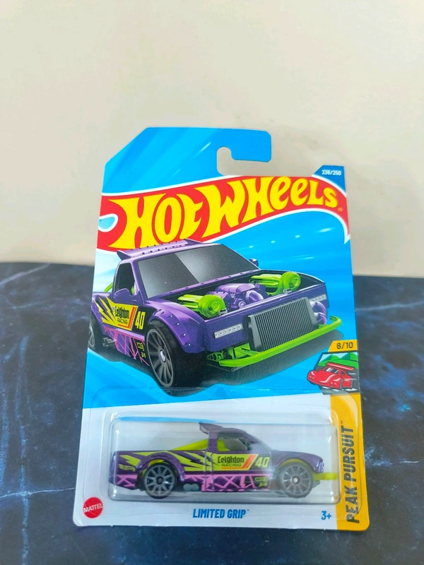 Hot Wheels LIMITED GRIP | Peak Pursuit | Violet | 6/10 | 236/250