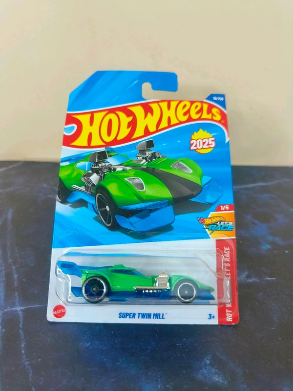 Hot Wheels SUPER TWIN MILL | Hot Wheels Let's Race | Green/Blue | 19/250