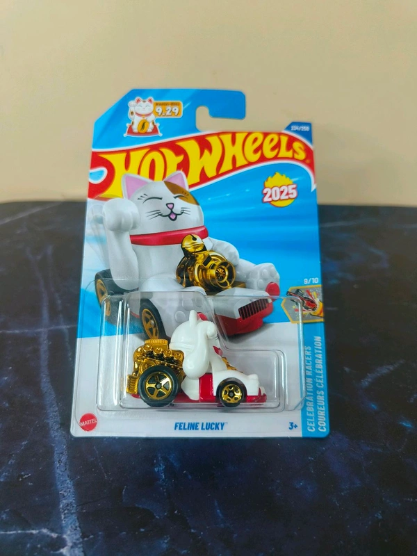 Hot Wheels FELINE LUCKY | Celebration Racers | White| 9/10 | 234/250