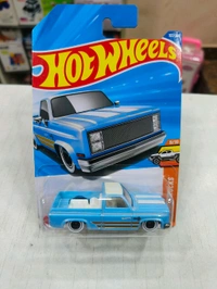 HOT WHEELS Hotwheels | ‘83 CHEVY SILVERADO | HW HOT TRUCKS | LIGHT BLUE | IMPORTED | H CASE | 157/250
