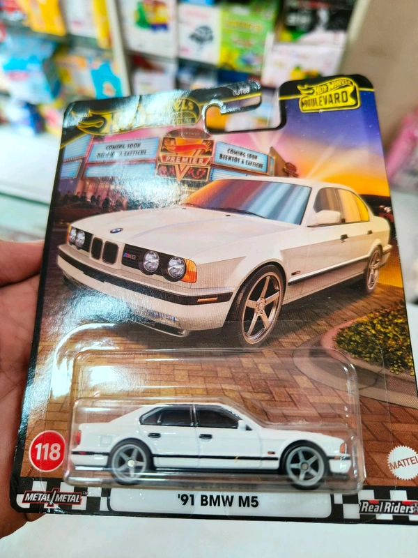 HOTWHEELS '91 BMW M5 | BOULEVARD | IMPORTED |Hot wheels Premium 2025 | GJT68