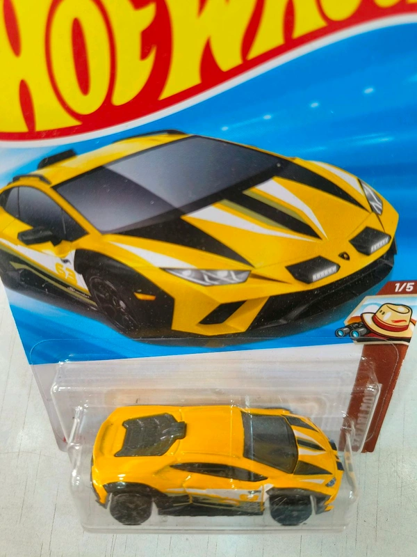 Hot Wheels LAMBORGHINI HURACAN STERRATO| Safari Mode |Yellow | 41/250