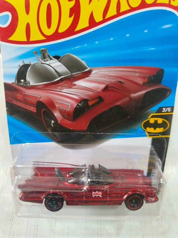 Hot Wheels TV SERIES BATMOBILE | Batman | Metalflake Red | 102/250