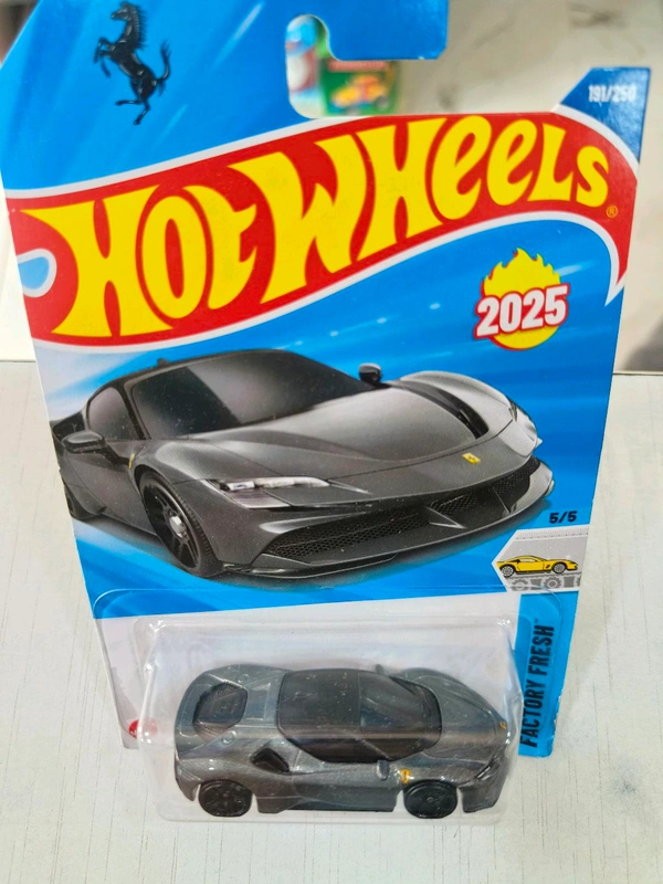 Hot Wheels FERRARI SF90 STRADALE |  Factory Fresh | Metalflake Dark Gray | 191/250