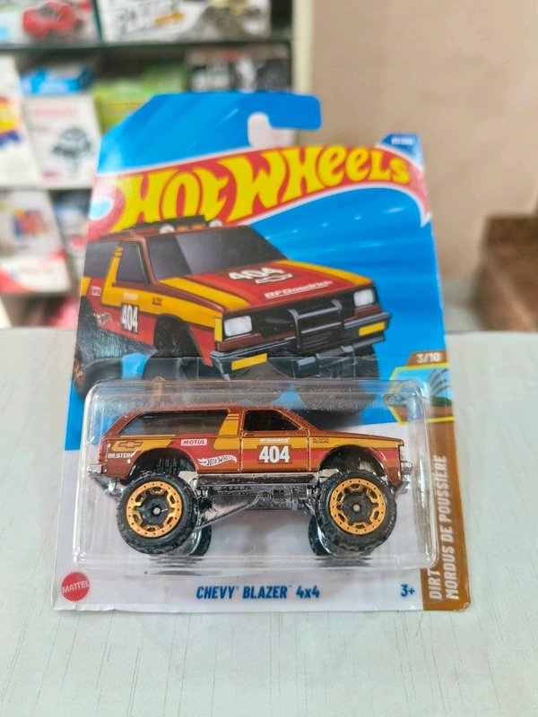 Hot Wheels CHEVY BLAZER 4X4 | HW Dirt | Metalflake Brown | 81/250
