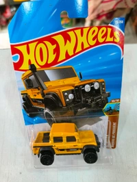 Hot Wheels 15 Land Rover Defender Double Cab | HW Dirt | Yellow | 179/250