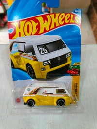 Hot Wheels VW T3 Custom |  Peak Pursuit | Yellow and White | 200/250