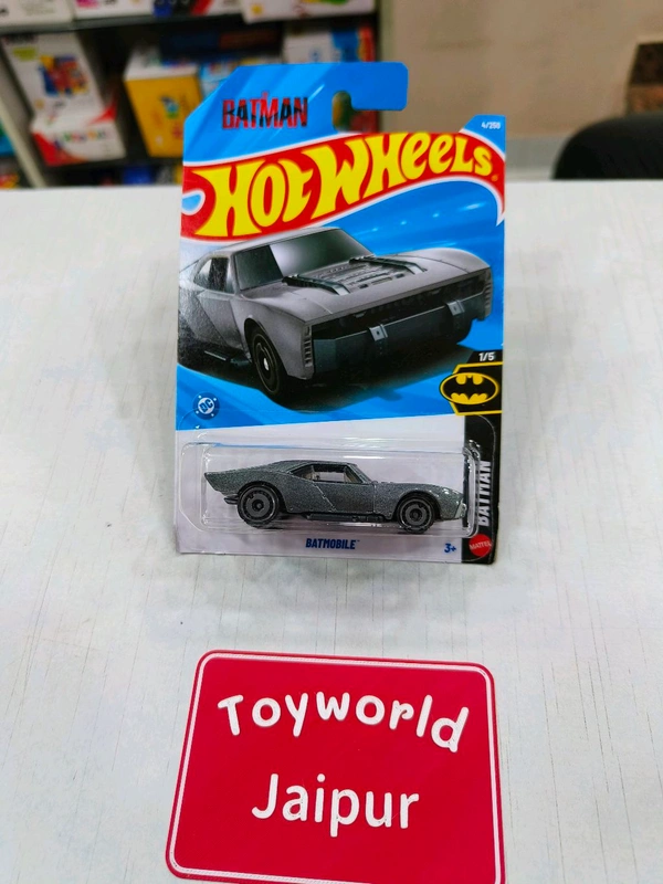 Hot Wheels Batmobile | Batman | Silver | 4/250