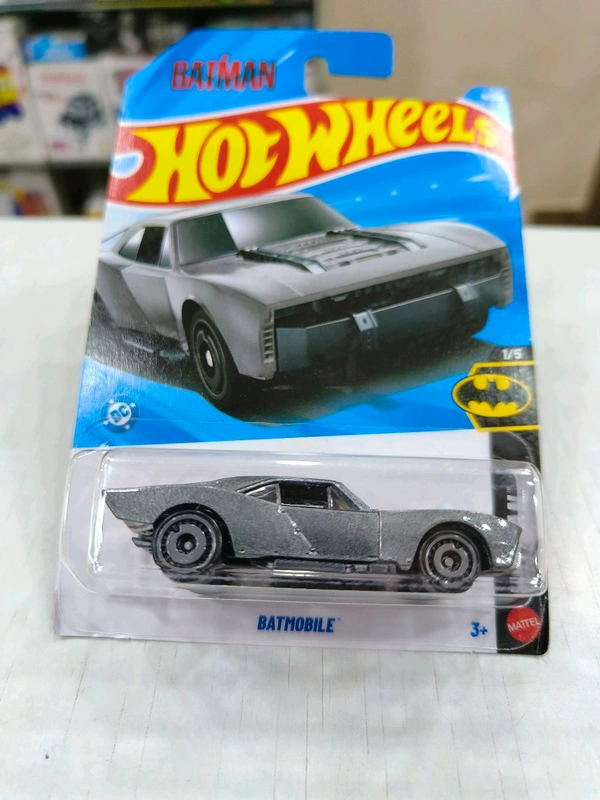 Hot Wheels Batmobile | Batman | Silver | 4/250