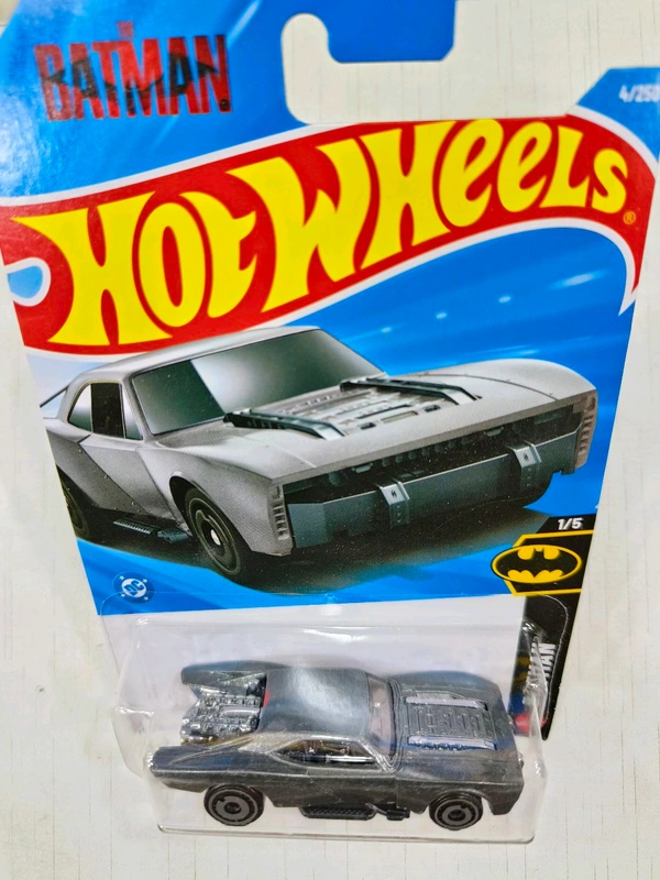 Hot Wheels Batmobile | Batman | Silver | 4/250
