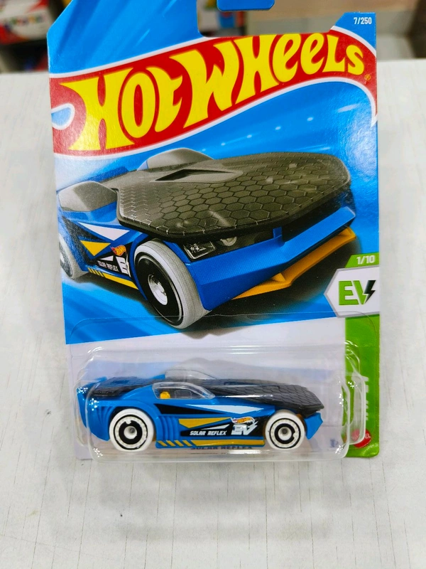 Hot Wheels Solar Reflex | HW EV | Blue | 7/250