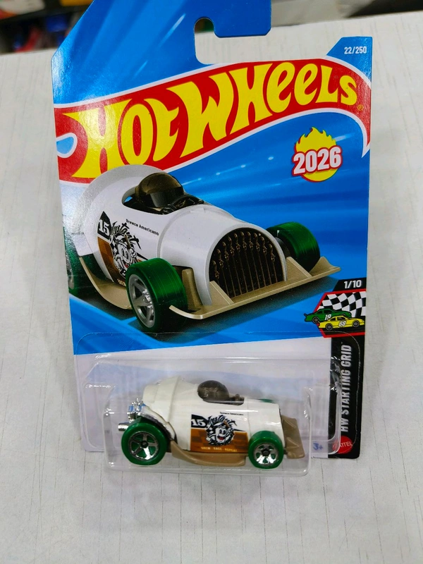Hot Wheels Instant Boost | HW Starting Grid |White | 22/250