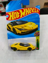 Hot Wheels 16 Lamborghini Centenario Roadster | Exoticars | Metalflake Yellow |2/250