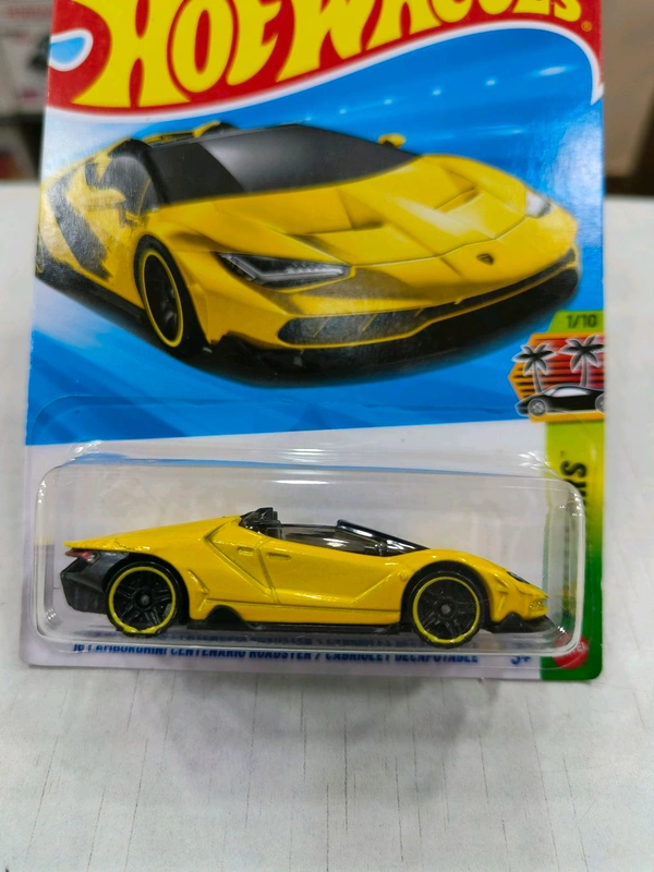 Hot Wheels 16 Lamborghini Centenario Roadster | Exoticars | Metalflake Yellow |2/250