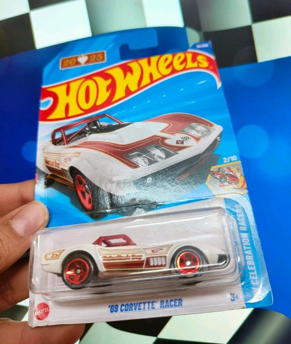 '69 CORVETTE RACER | HW CELEBRATION RACERS | White | IMPORTED | 51/250