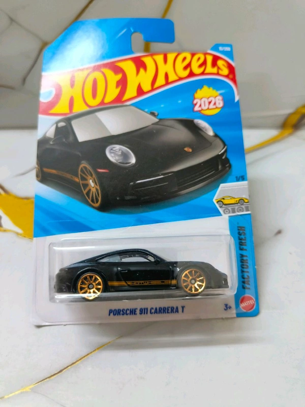 Porsche 911 Carrera T | Factory Fresh |Black | 15/250