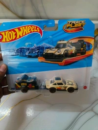 HOTWHEELS Hot Wheels TRUCK FLEET | PORSCHE 911 OFF - ROADER / VEHICULE HORS ROUTE | HYT56