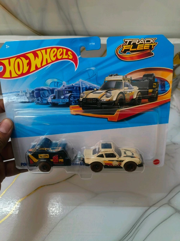 HOTWHEELS Hot Wheels TRUCK FLEET | PORSCHE 911 OFF - ROADER / VEHICULE HORS ROUTE | HYT56
