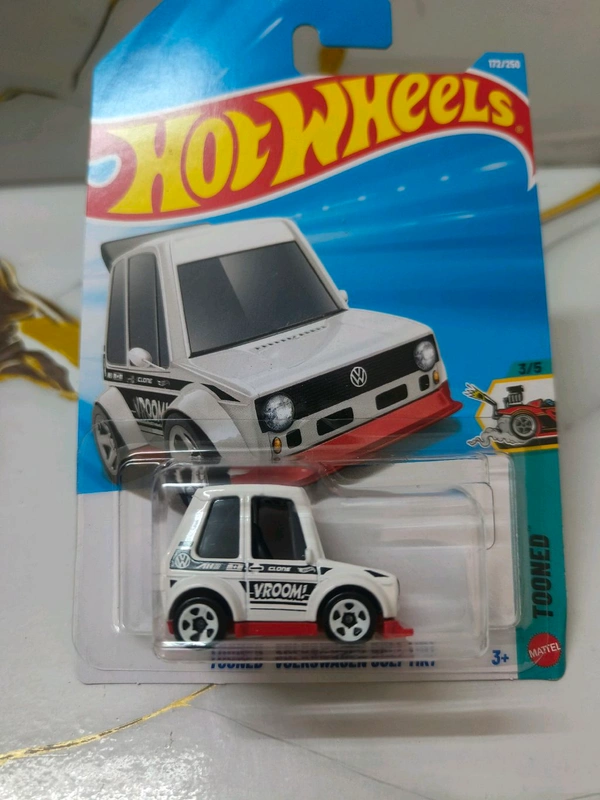 Hot Wheels Tooned Volkswagen Golf MK1 | Tooned | White| 171/250