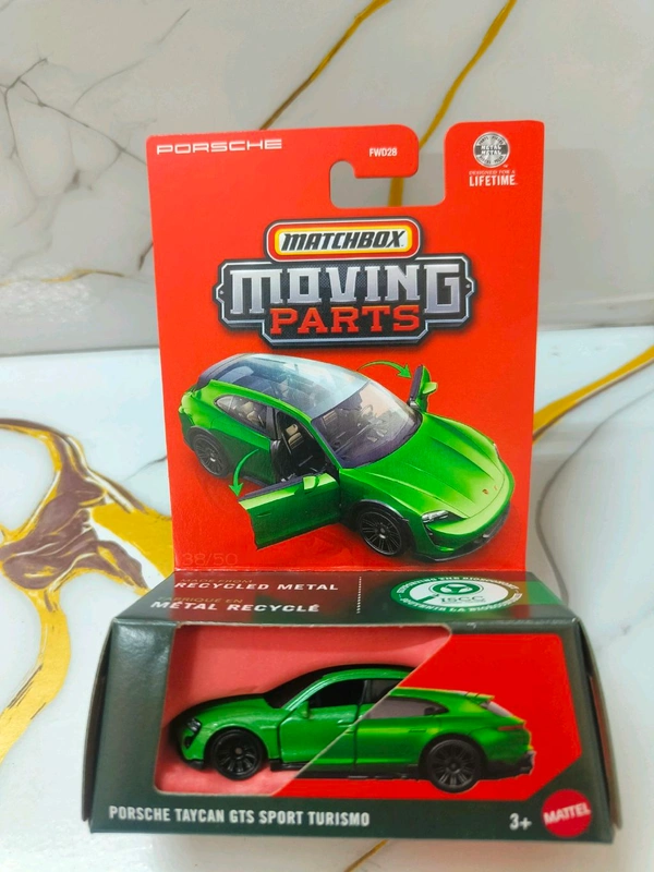 MATCHBOX MOVING PARTS | PORSCHE TAYCAN GTS SPORT TURISMO | FWD28
