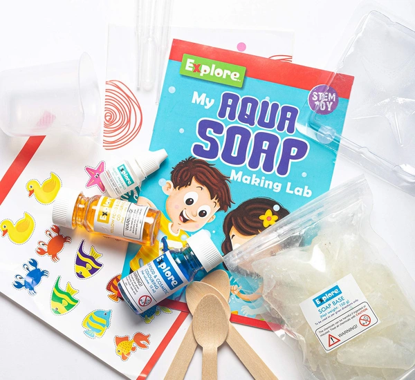 MY AQUA SOAP MAKING LAB