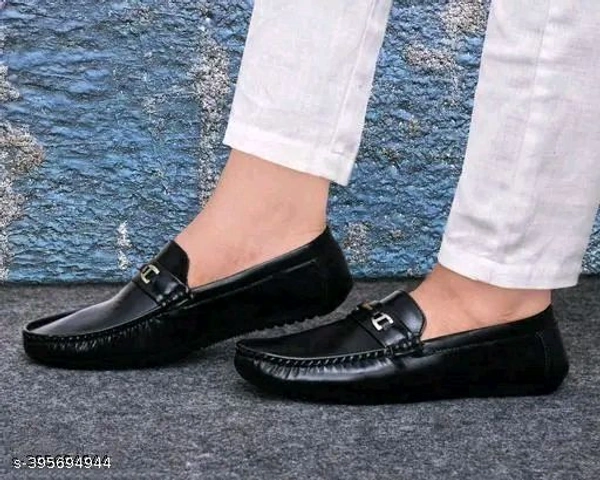  LOFAR SHOES STYLES MENS SHOESName:  LOFAR SHOES STYLES MENS SHOESMaterial: SyntheticSole Material: PvcFastening: Slip OnToe Shape: Round ToeNet Quantity (N): 1Name : TOLER Make a New Stylish Triendly Loafer for MenMaterial : SyntheticSole Material : PvcFastening : Slip OnToe Shape : Round ToeNet Quantity (N) : 1#TrendyloafersHere are some effective keywords to consider:1. Style ke