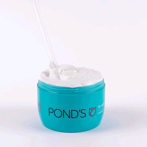 POND'S Light Moisturiser Glowing Skin  - 197ml