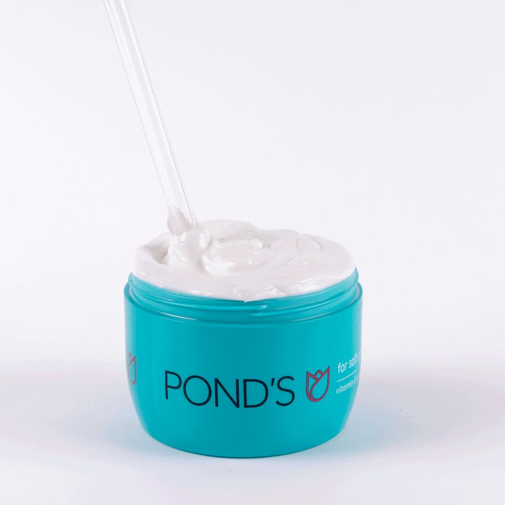 POND'S Light Moisturiser Glowing Skin  - 197ml