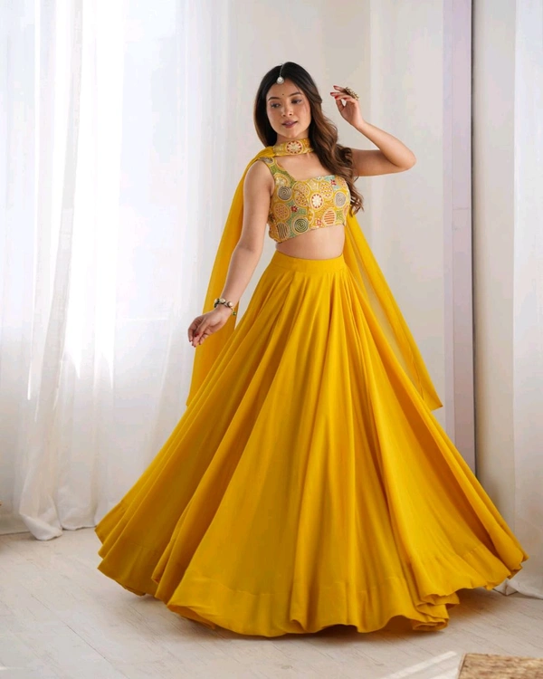 Lehenga Choli - L