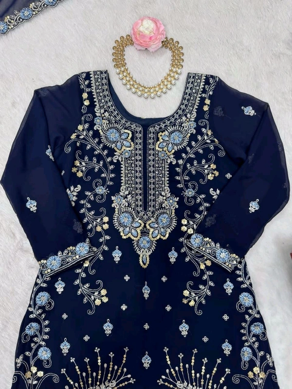 Fox Georgette Suit Special 2025 - L