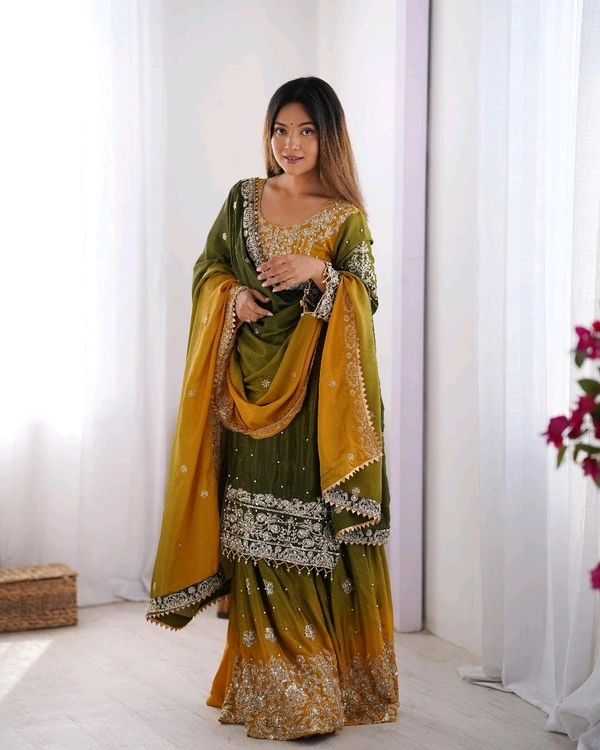 Latest Arrivals Suit - L