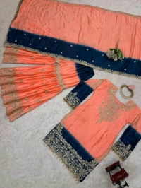 Chinon Silk Suit Special One - M