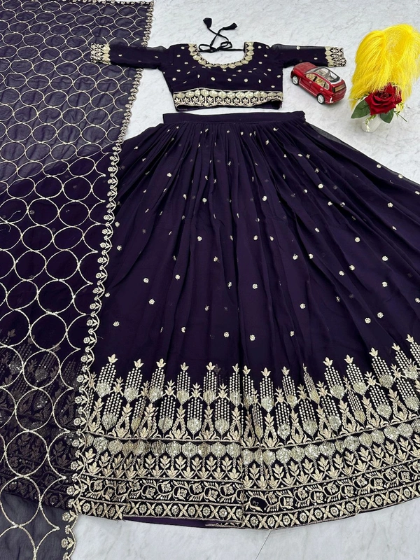 Choli Design - M To L Margin