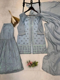 Beautiful Sharara - M