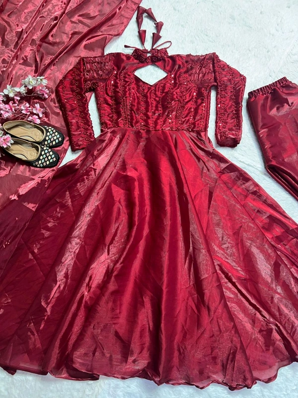 New Anarkali Set β₯οΈ Red - Xxl