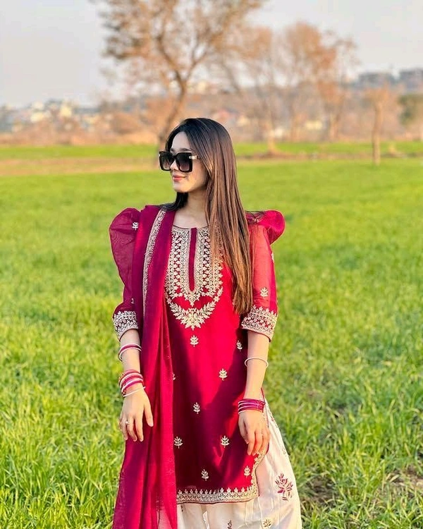 LAUNCHING NEW DESIGNER PARTY WEAR LOOK TOP-PLAZZO AND DUPPTA SET WITH HEAVY EMBROIDERY SEQUENCE WORK READY TO WEAR - M To L Margin