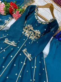 LUNCHING NEW ĐĚSIGNER PARTY WEAR LOOK GOWN WITH PANT AND EMBRODARY WORK* - Xl