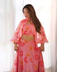 RATE FULLY STTICHED WITH BLOUSE,DETACHABLE SLEEVEs - M