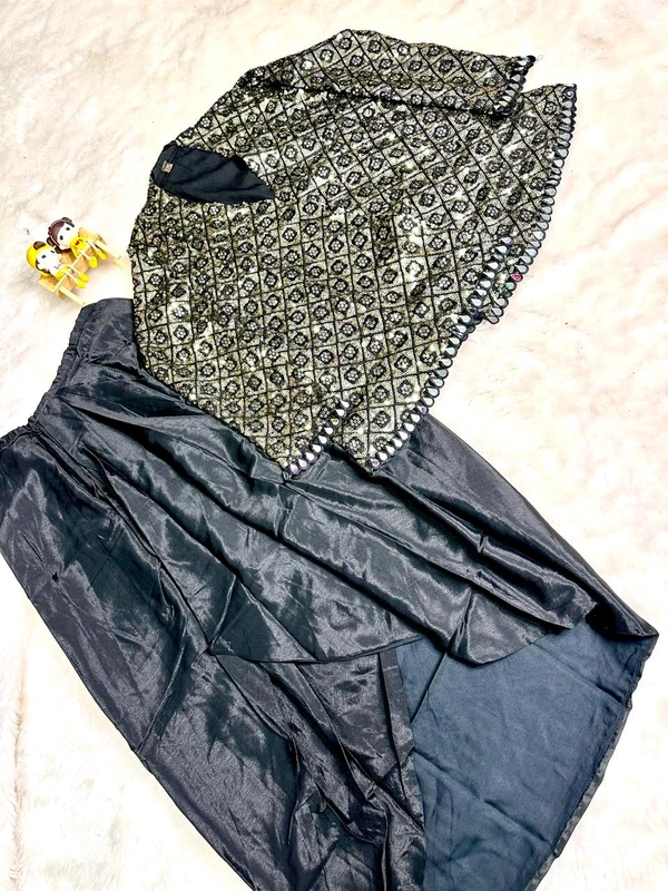 Presenting Party Wear Style For the Upcoming Season* - M-38