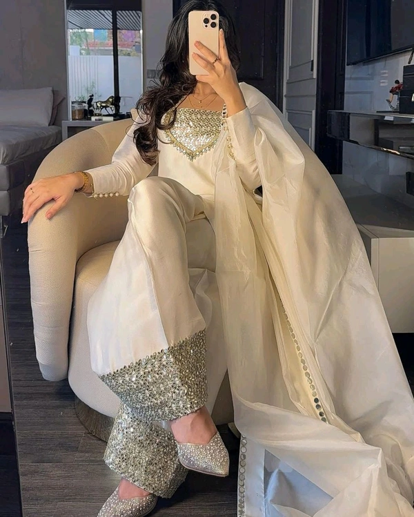 π Top Fabric:- Heavy French Creap With Real Mirror Work With Fancy Lace In Neck With Slvees button - L