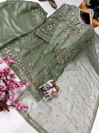 β€οΈπ*ENHANCE THE BEAUTY OF YOUR WARDROBE WITH THIS NEWLY LAUNCHED KURTI-PLAZZO SET*πβ€οΈ - L