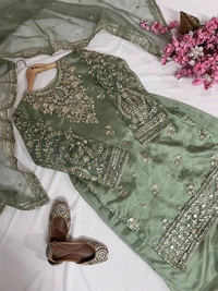 β€οΈπ*ENHANCE THE BEAUTY OF YOUR WARDROBE WITH THIS NEWLY LAUNCHED KURTI-PLAZZO SET*πβ€οΈ - Xl