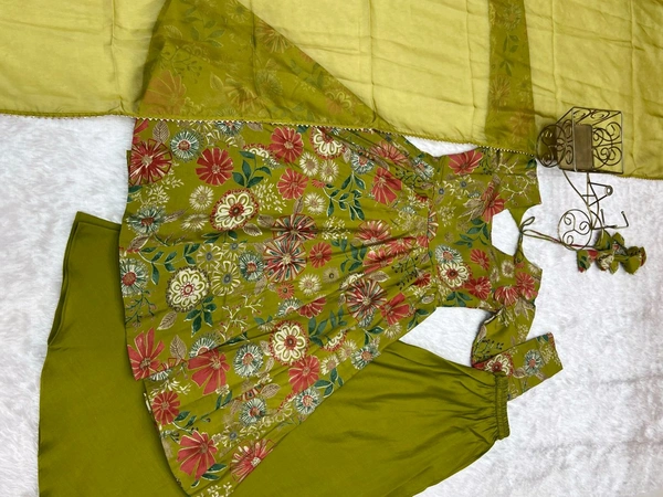 upcoming festivities and weddings which provides you more comfort and style* - S 36