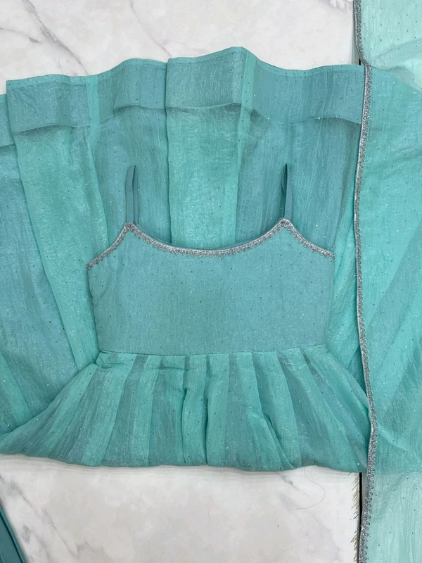 This Colourfull Lightweight & Fresh Look Outfit Is Perfect For Upcoming Festivities And Weddings - S 36