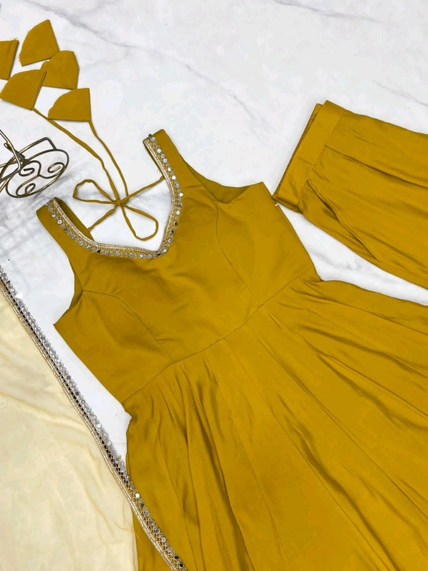 *This colourfull & fresh Haldi Mehendi Special - S