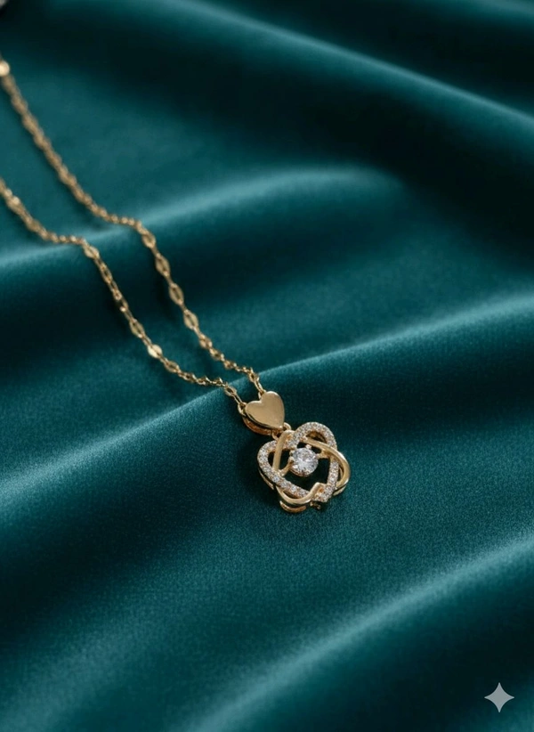 This necklace features a delicate and romantic design,